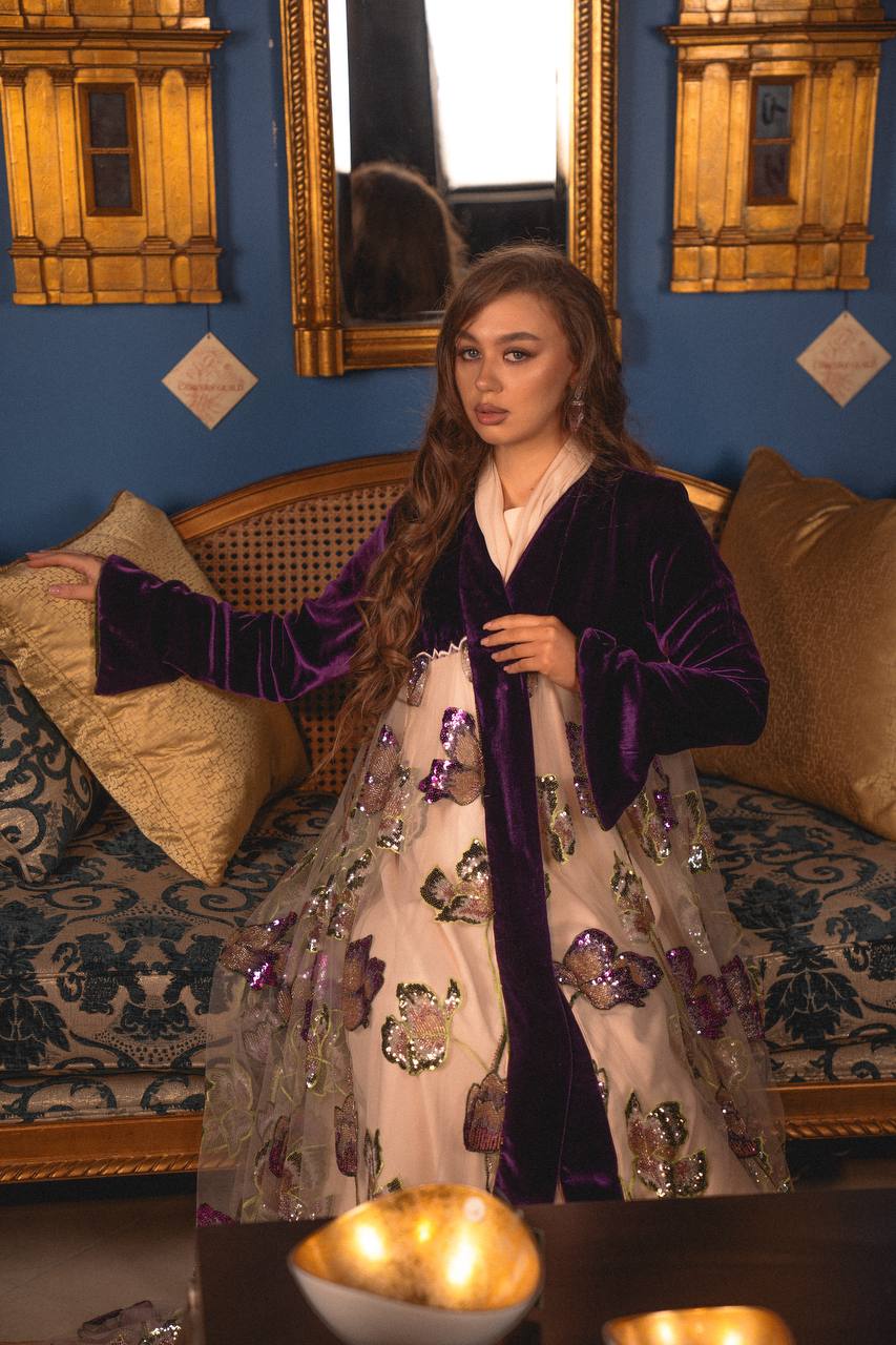 Lina - Professional fashion and commercial model in Kuwait with ModelsNova.