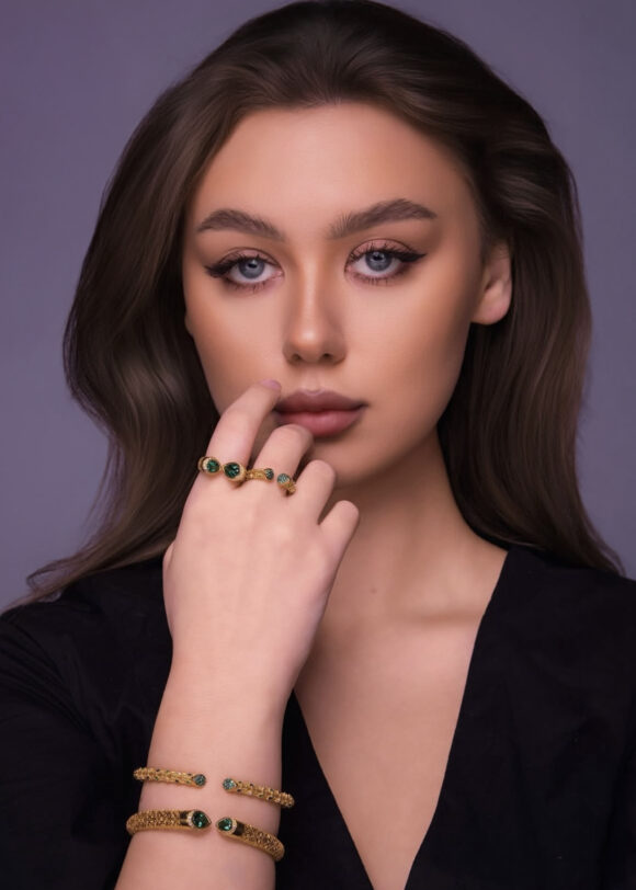 Lina - Female Fashion Model in Kuwait