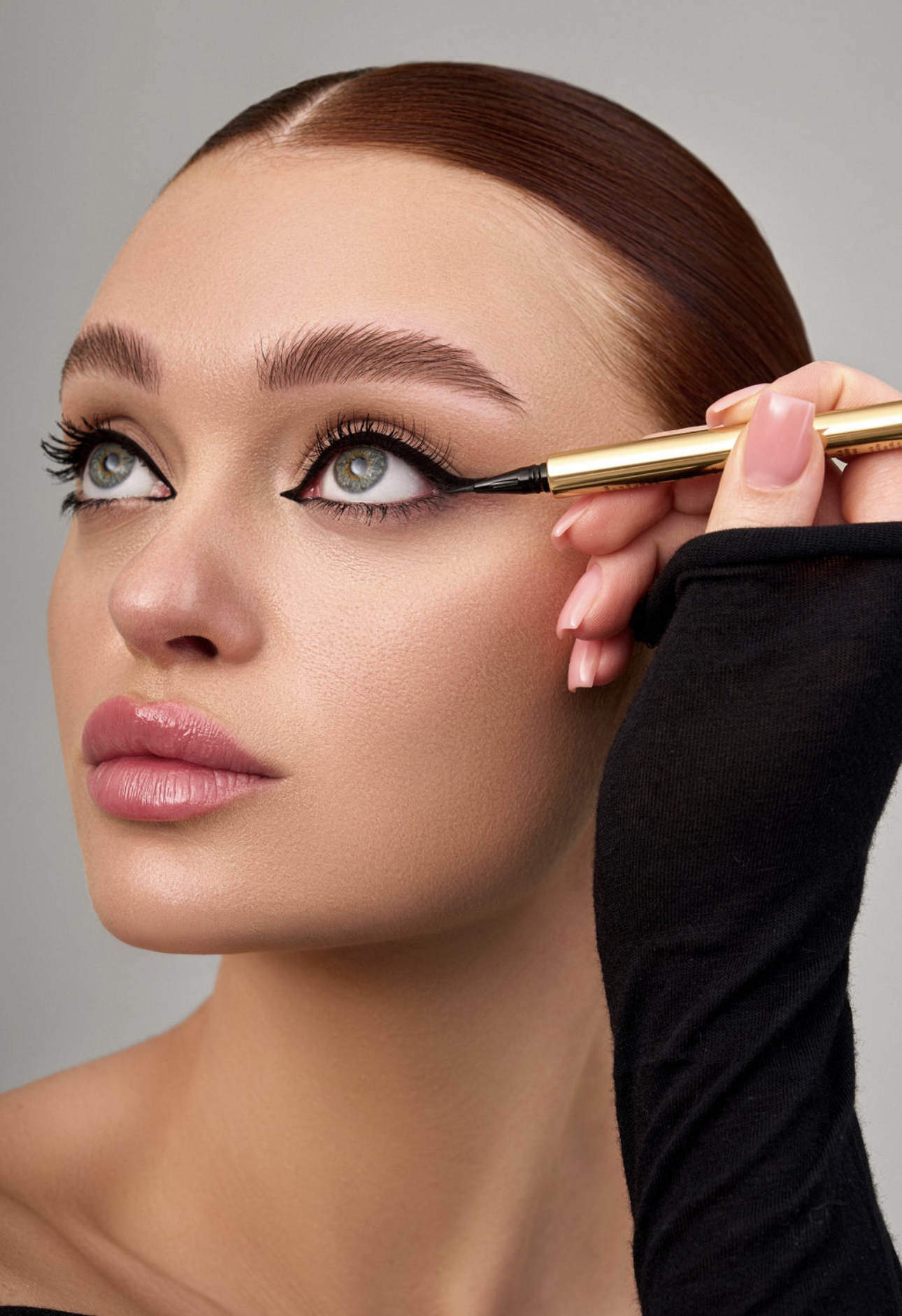 Toni - Professional fashion and commercial model in Kuwait with ModelsNova.